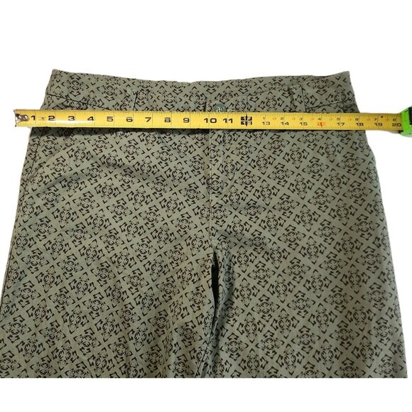 Patagonia Women’s Cropped Pants Size 8 Green Black Print Cotton Mid-Rise Pockets - Picture 6 of 8